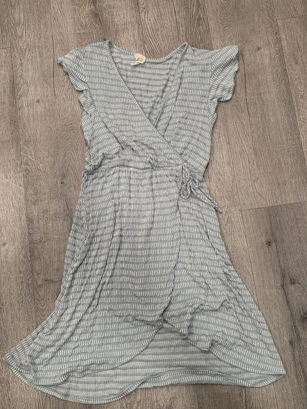 Caution To The Wind Womens Blue & White Striped Wrap Dress Short Flutter Sleeves